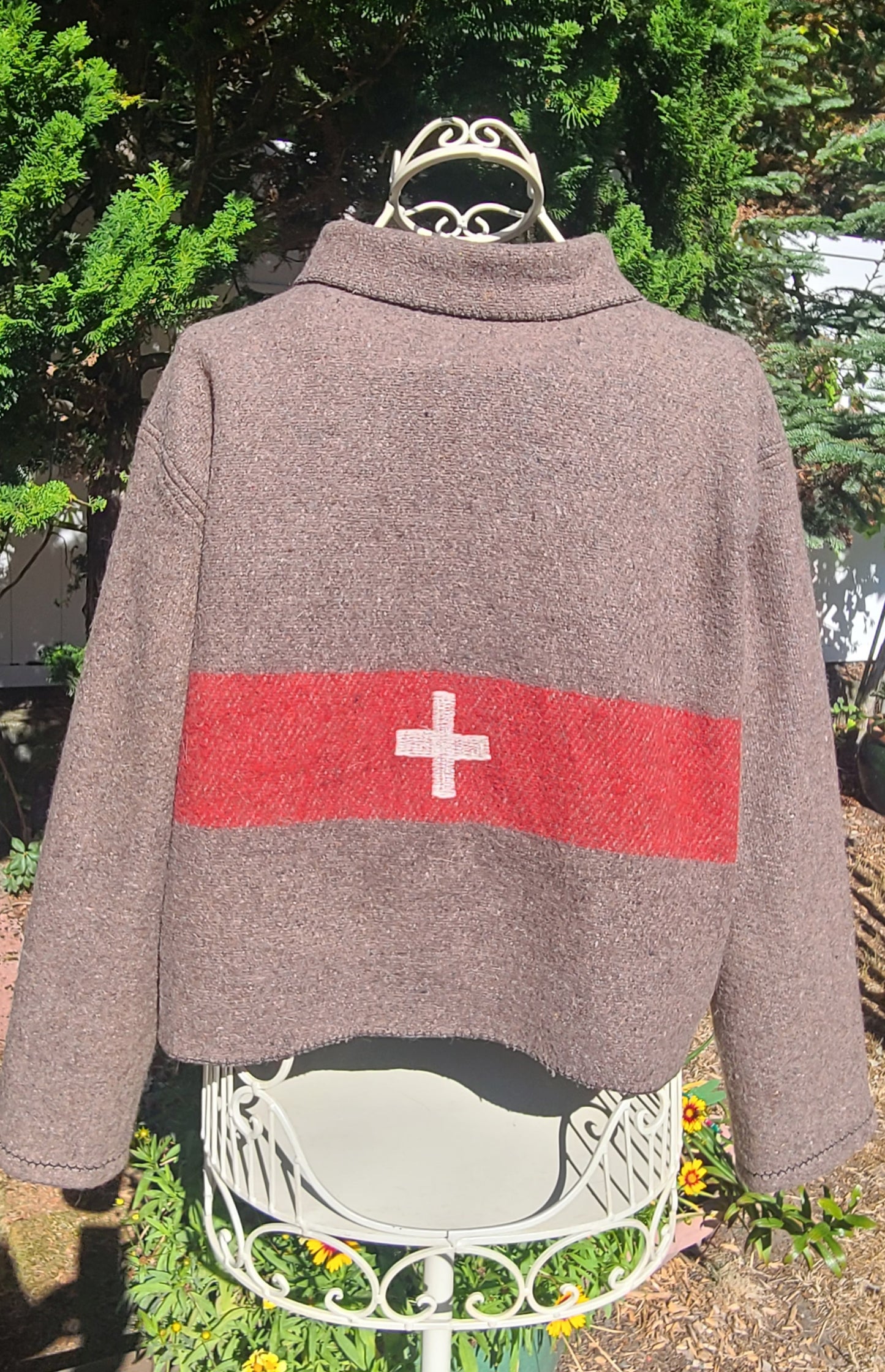 Swiss Army Chore with Detail Stitching