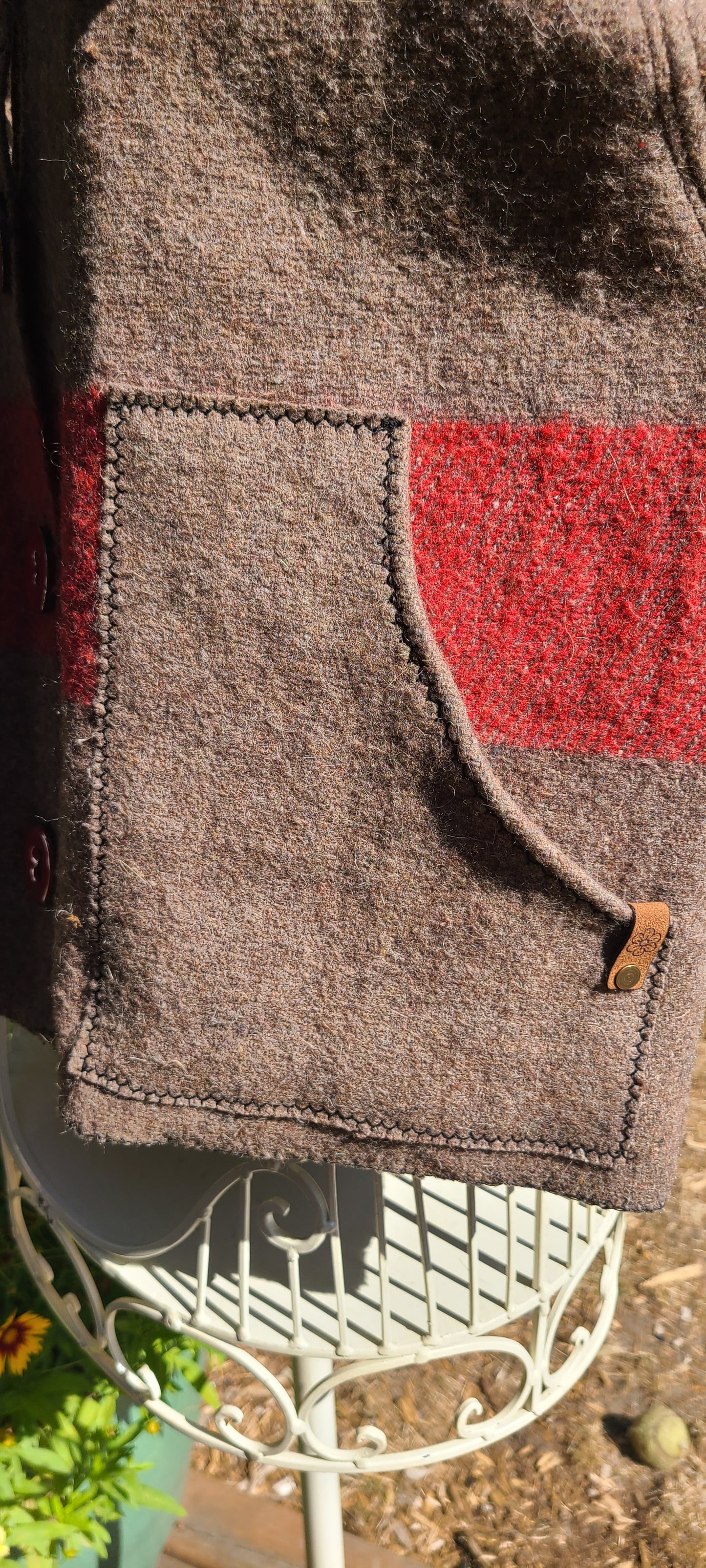 Swiss Army Chore with Detail Stitching