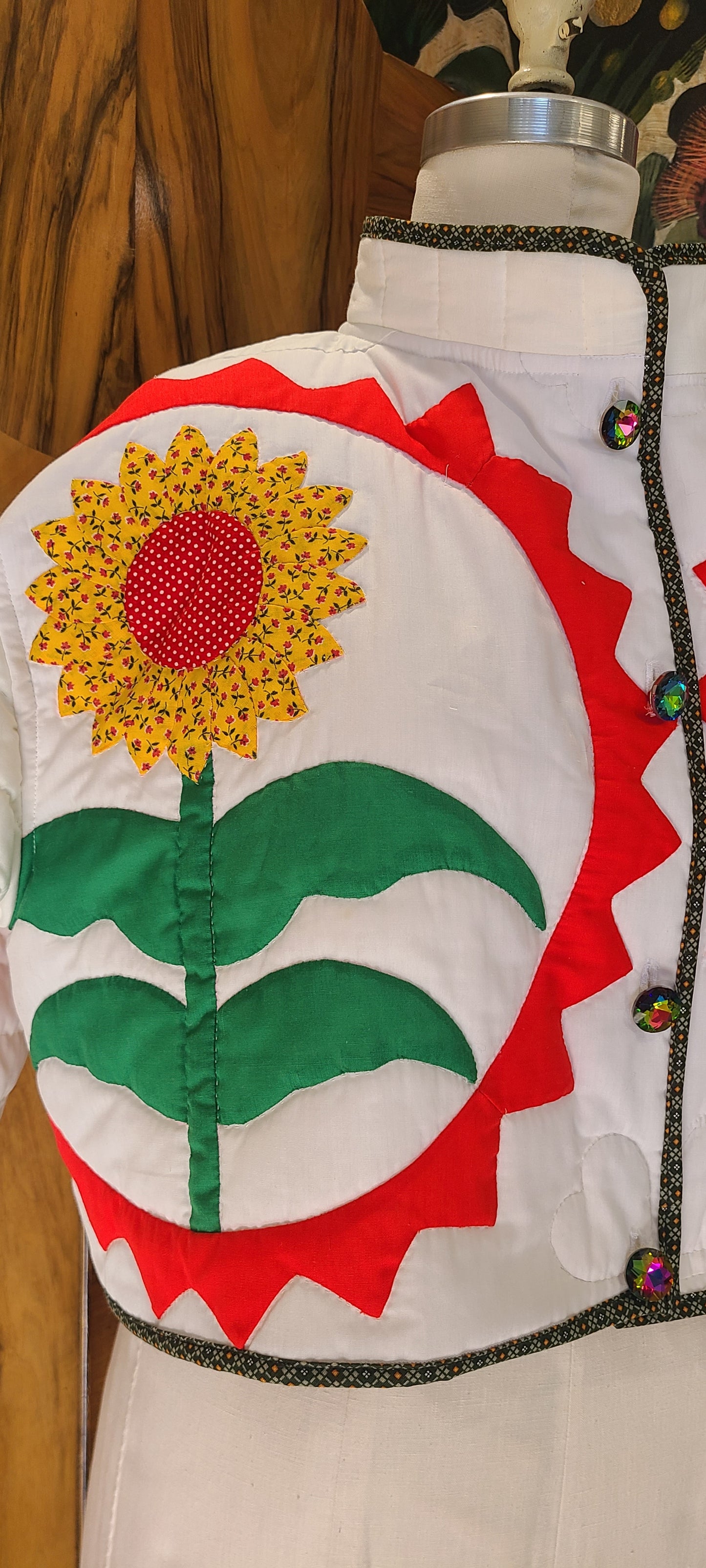 Cropped Folk Art Chore
