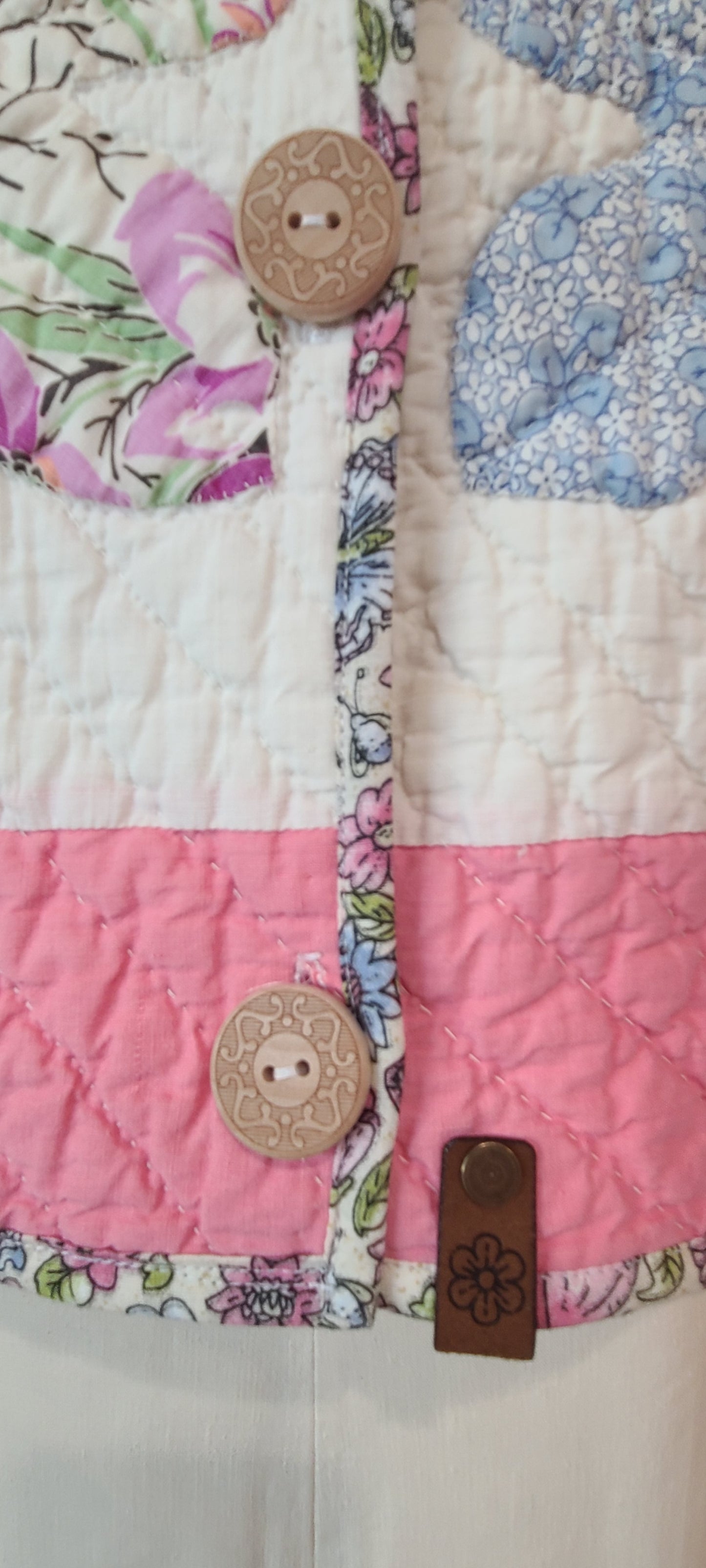 Floral Cropped Chore