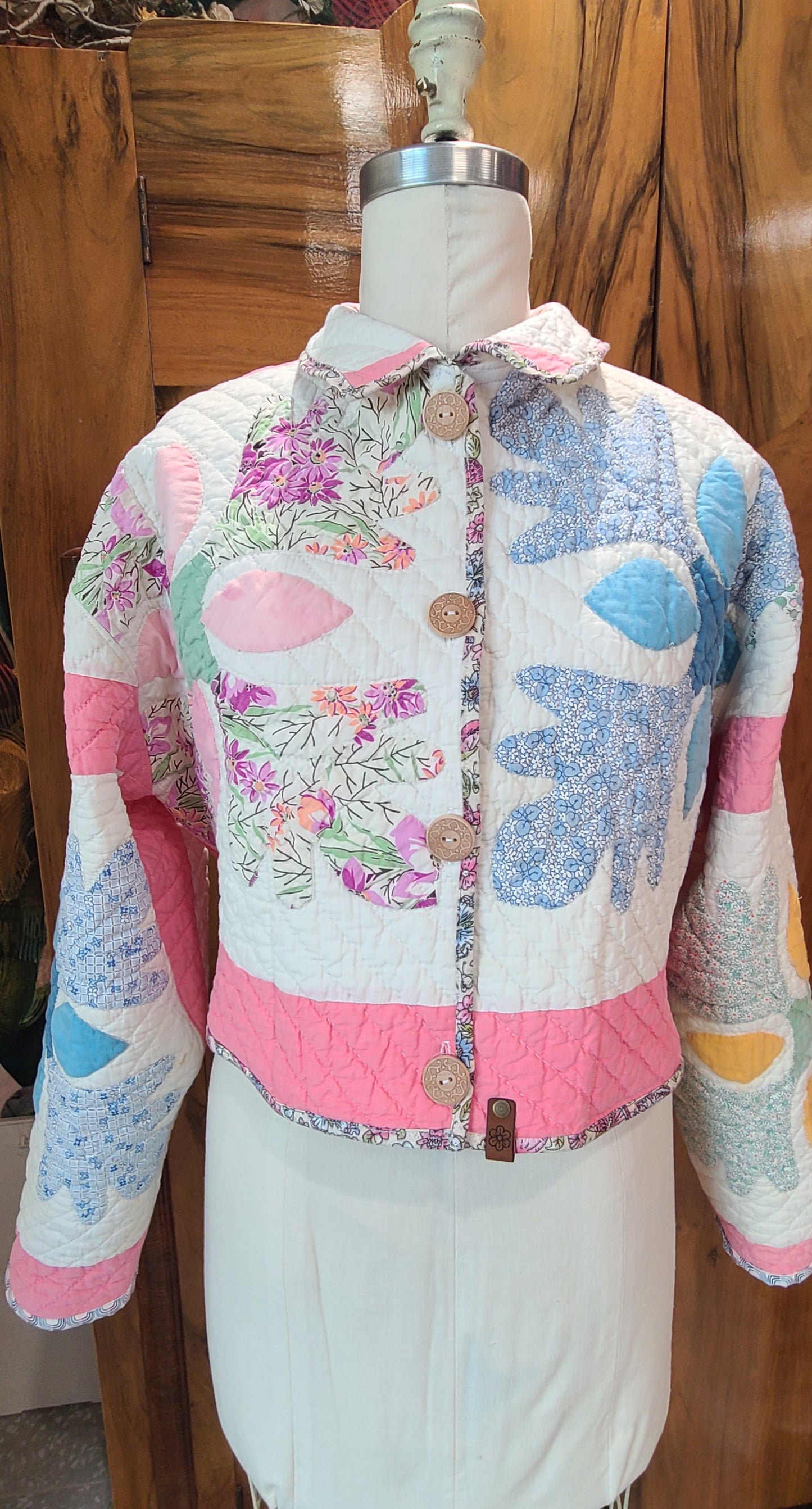 Floral Cropped Chore