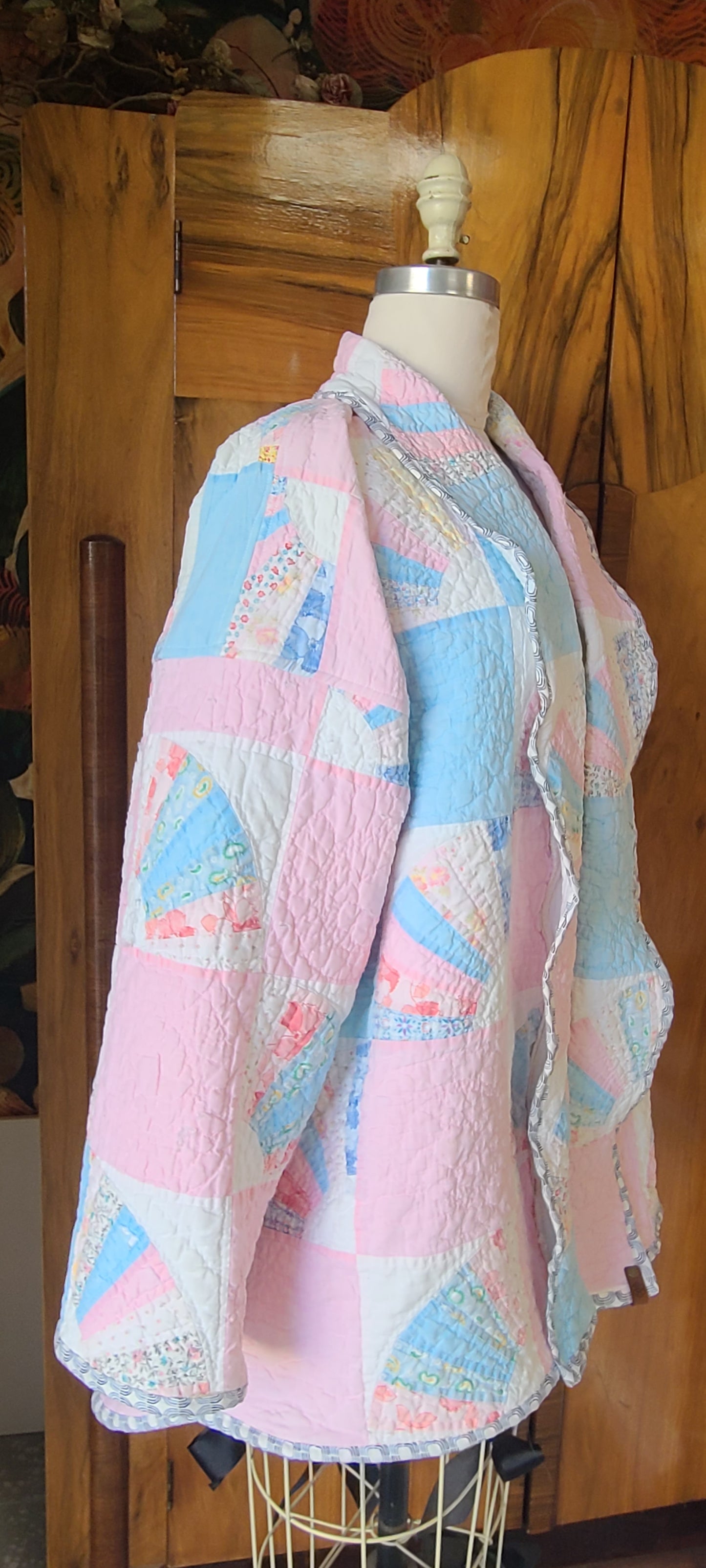 Grandma's Fan Pastel Harper